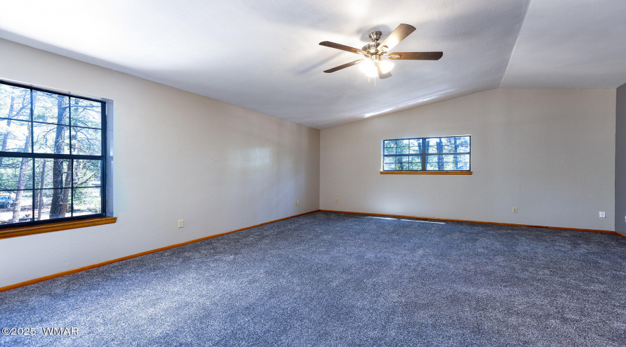 photo(19) 950 Cooper Lane LS Jenn 0705