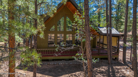 Exterior wall of windows