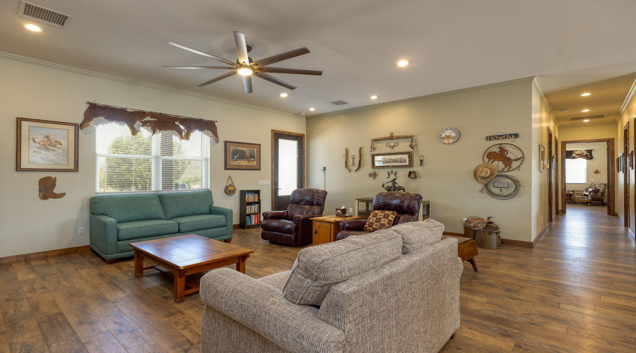 11-web-or-mls-photo(11) 828 N Gun Creek