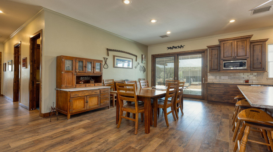 14-web-or-mls-photo(14) 828 N Gun Creek