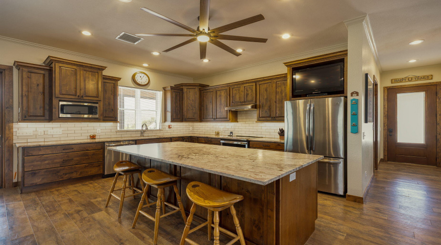 15-web-or-mls-photo(15) 828 N Gun Creek