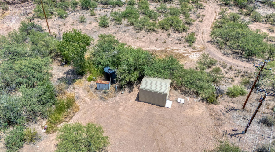 52-web-or-mls-photo(52) 828 N Gun Creek