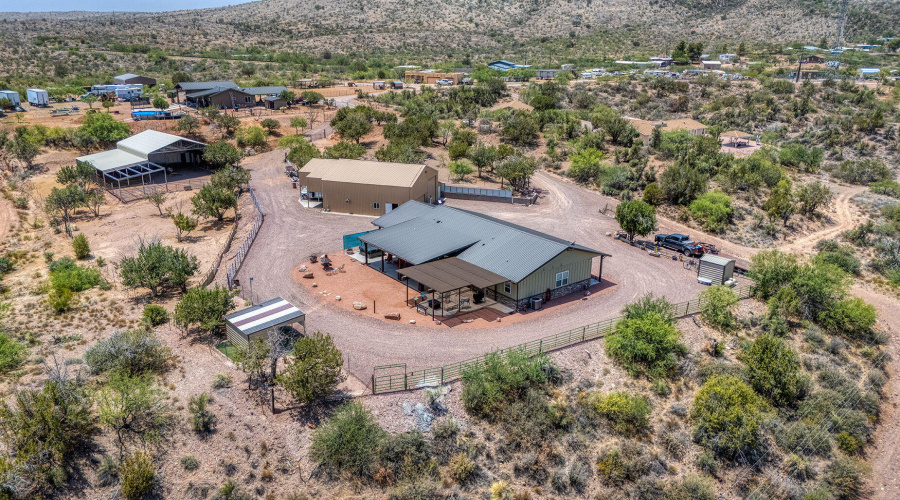 55-web-or-mls-photo(55) 828 N Gun Creek