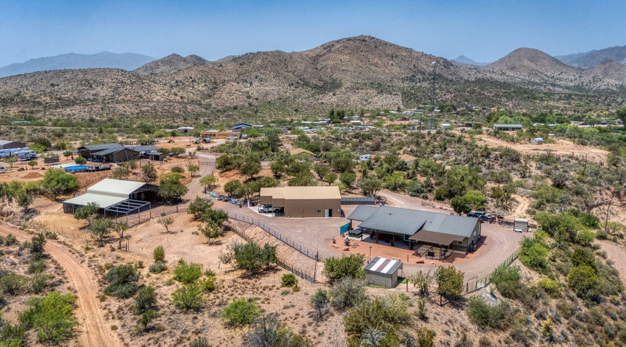 56-web-or-mls-photo(56) 828 N Gun Creek