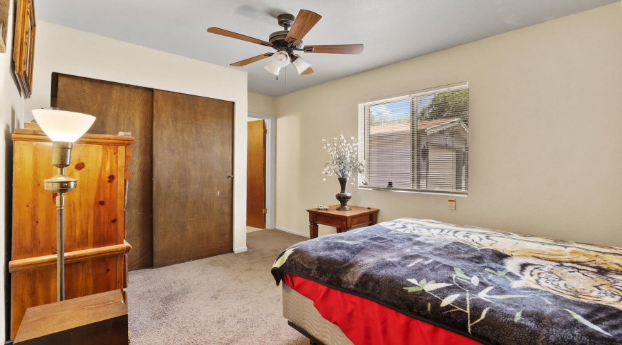Bedroom 1 (1)