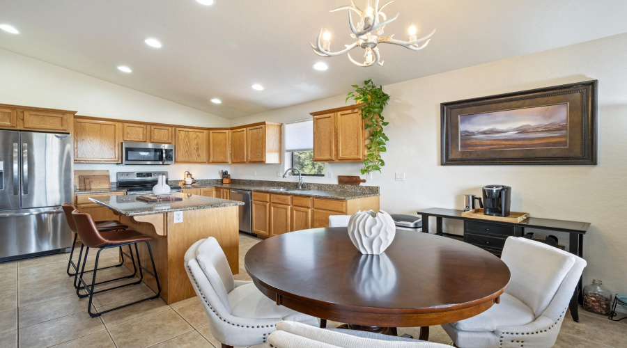 Kitchen/Dining