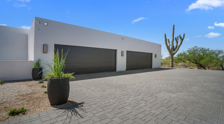 4 car garage