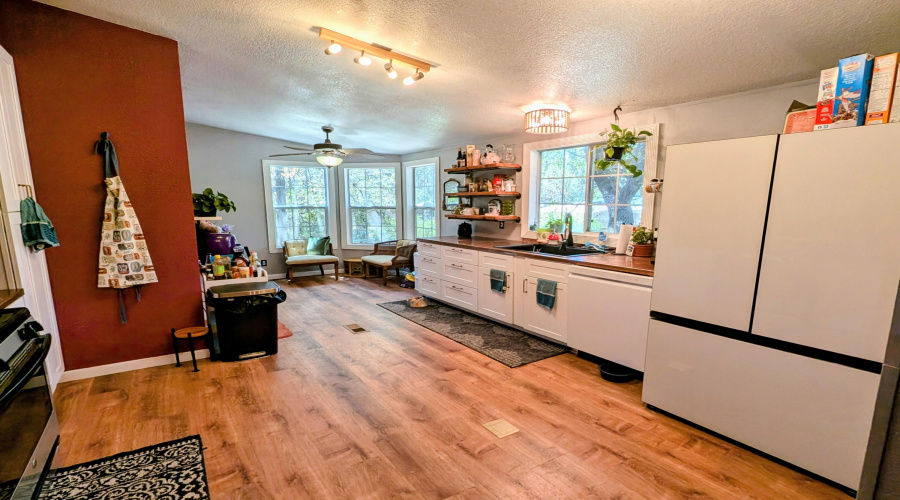 Large Open Kitchen