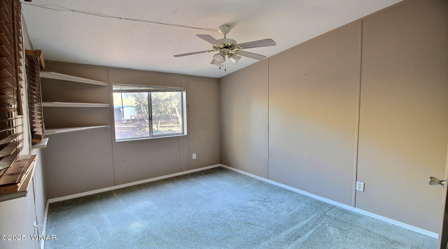 Bedroom 3 / Office Space