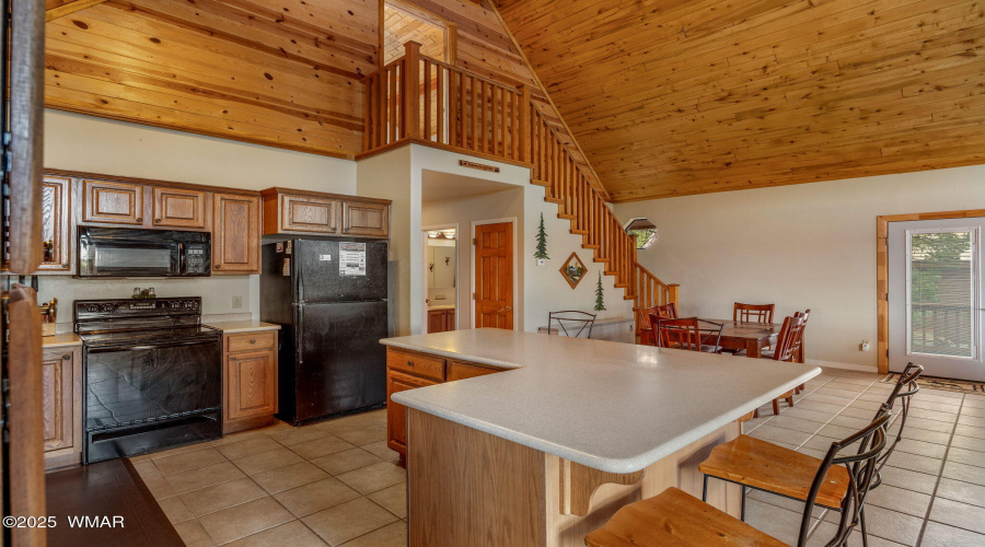2781AirParkDr-Overgaard-AZ-9