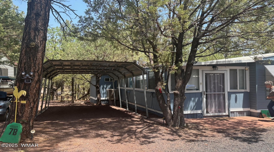 Fuentes Carport