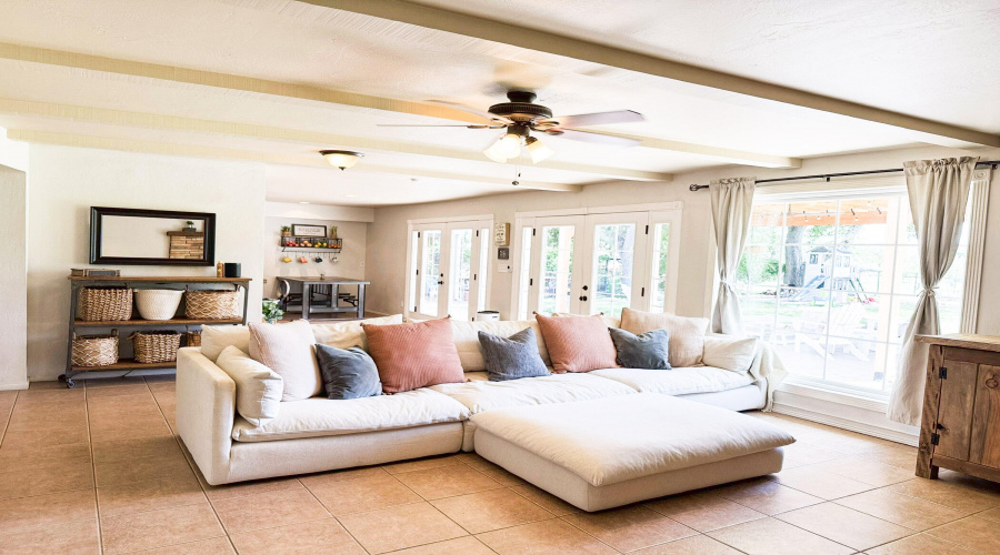 Living room 2