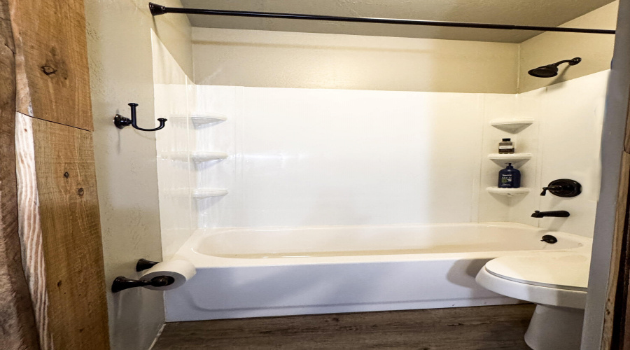guest living quarter bathroom