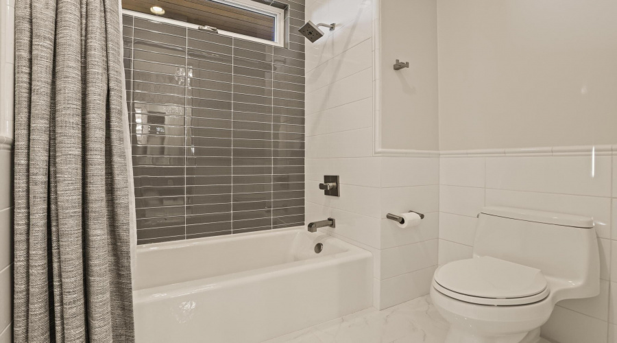 036_Guest Bathroom 2