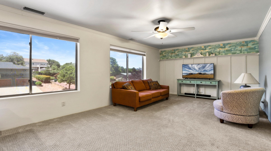 Family Room (1)