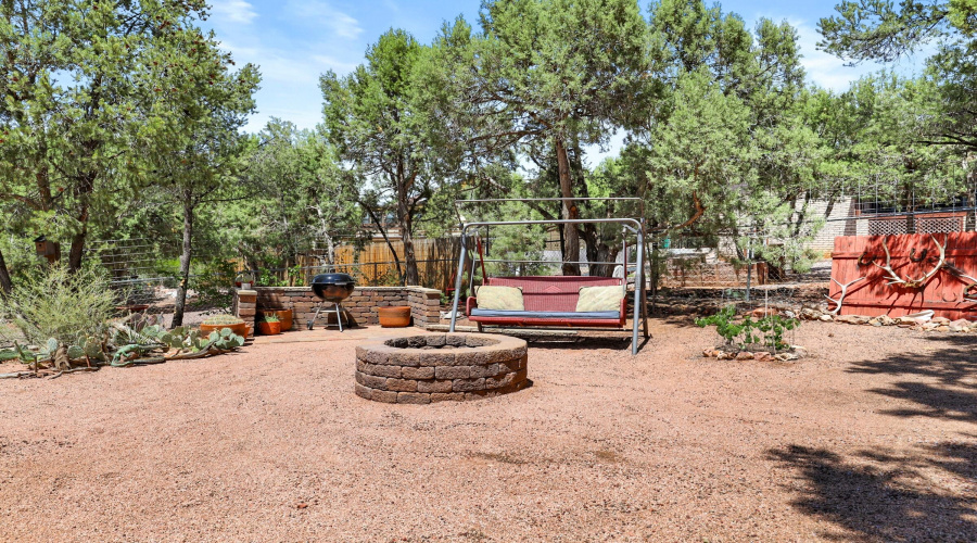 Fully Fenced Back Yard