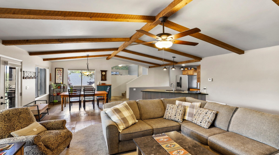 Living Room (3)