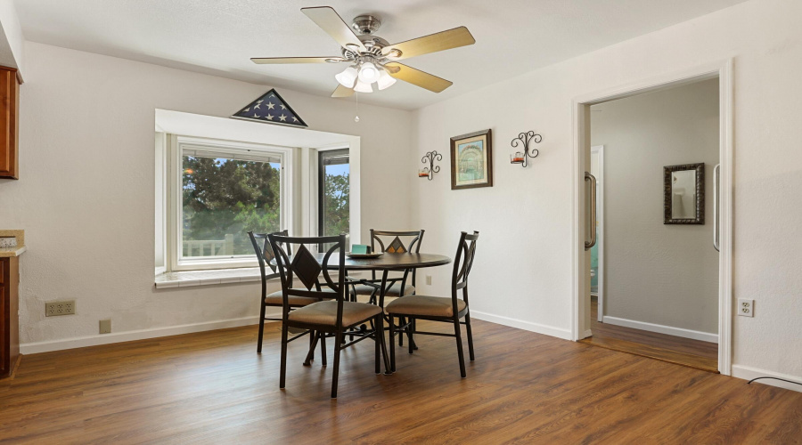 Dining Room (1)