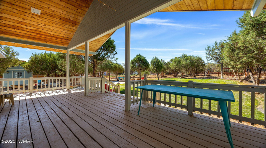 Covered back deck toward back yard