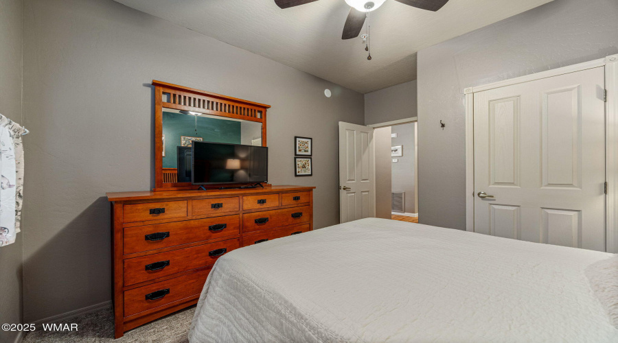 2385QuarterHorseTrl-Unit113-HeberOvergaa