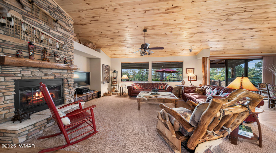 Living Rm