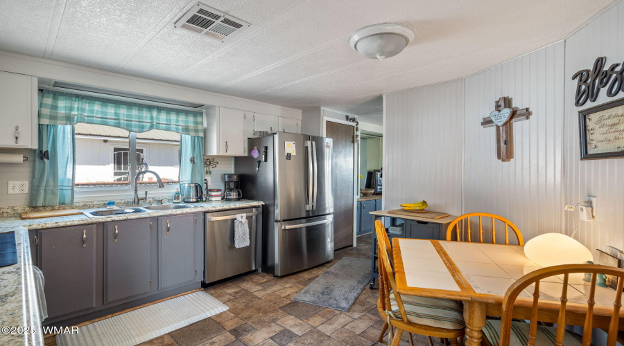 376HarlessSt-Eagar-AZ-14