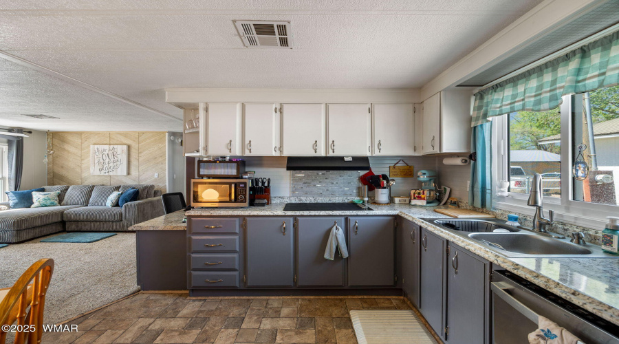 376HarlessSt-Eagar-AZ-15