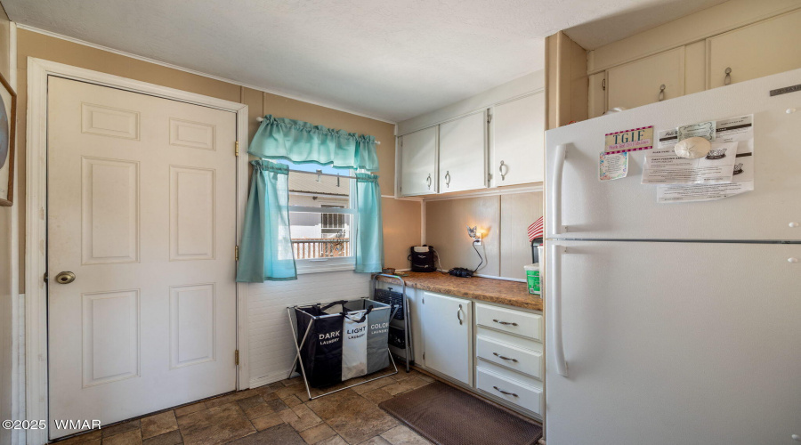 376HarlessSt-Eagar-AZ-24