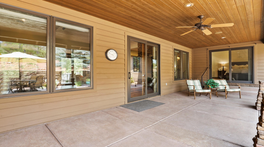 Back Covered Patio (3)