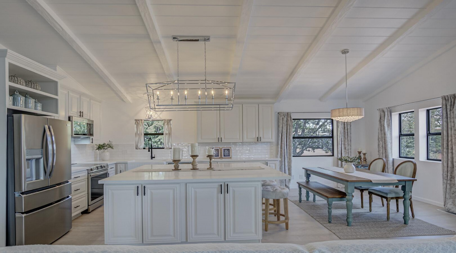 Spacious Kitchen