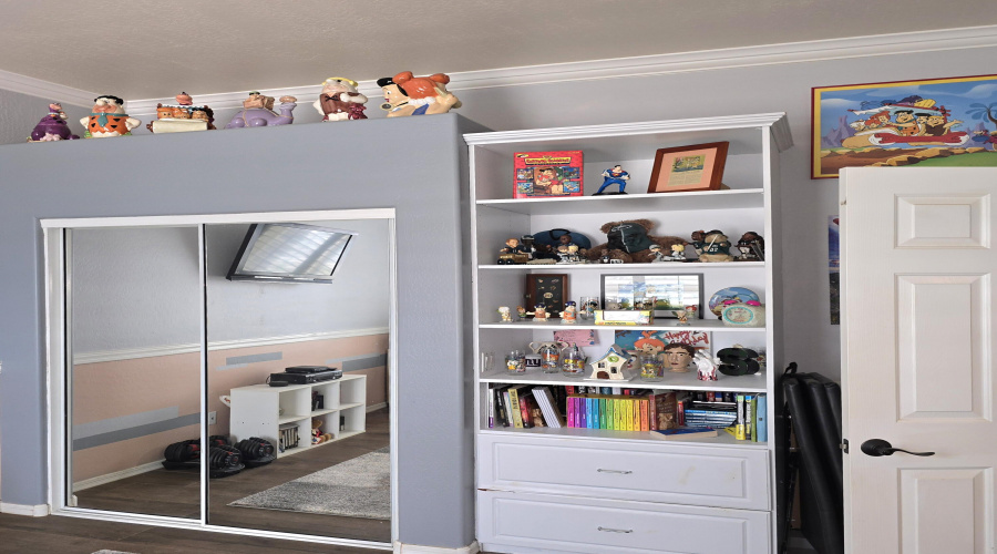 Office Closet & Shelving