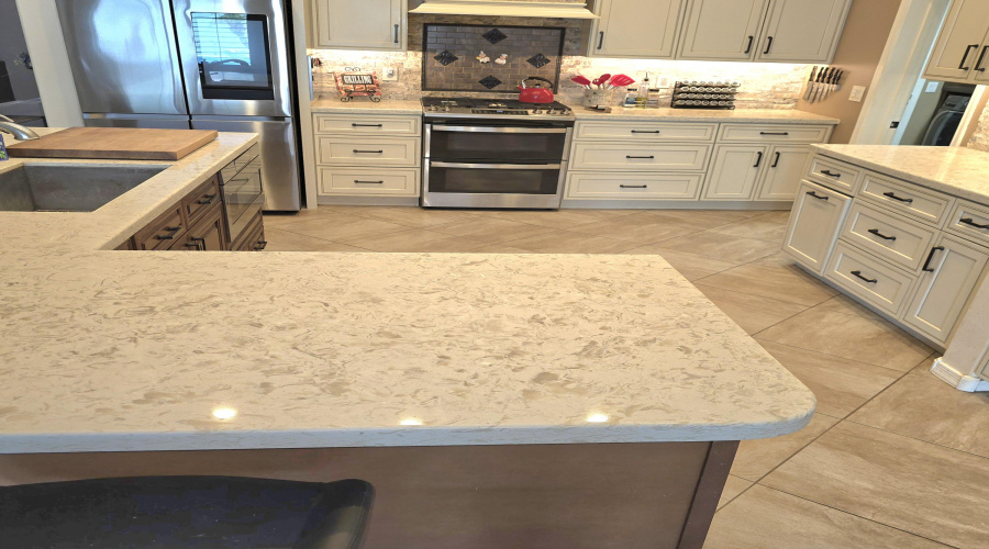 Kitchen has Gorgeous Cabinets