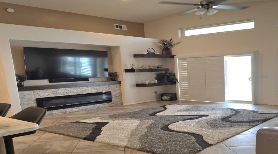 Family - Dining Rm