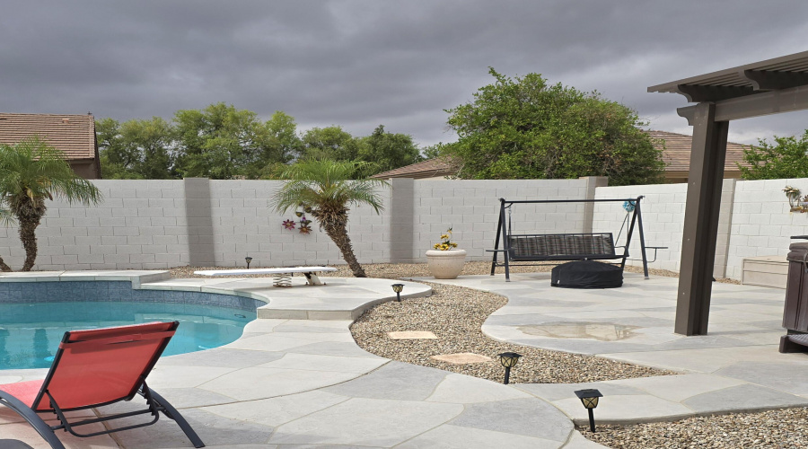 Pool Deep End has Diving Board