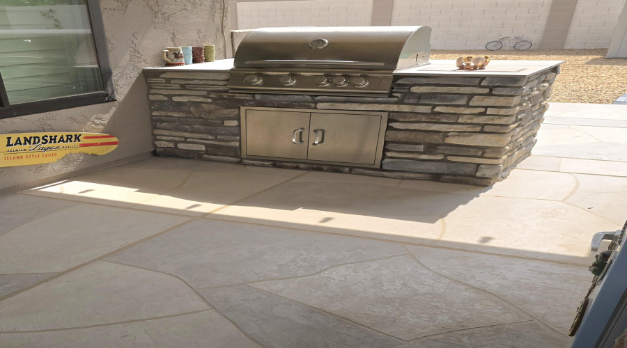 Built-in BBQ Grill