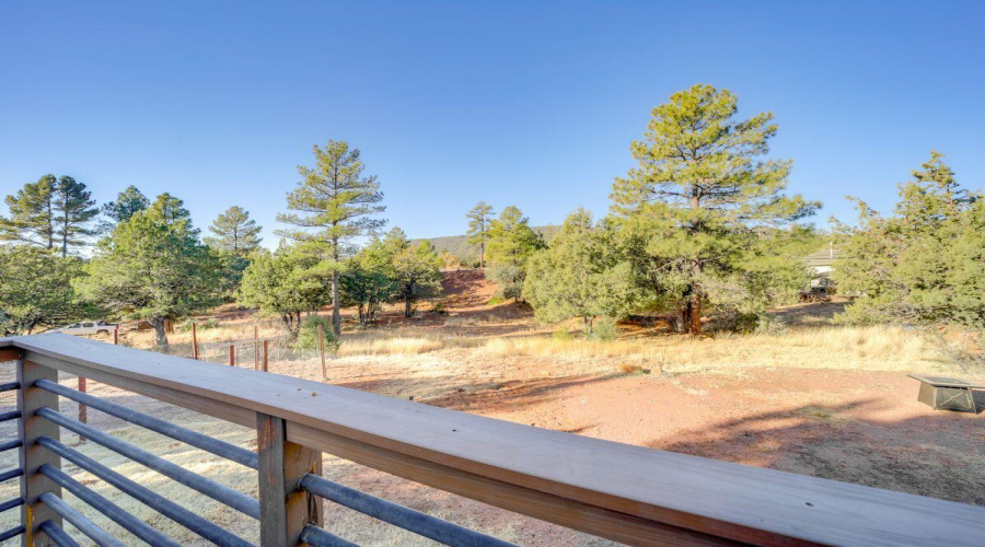 Beautiful Views and Spacious yard