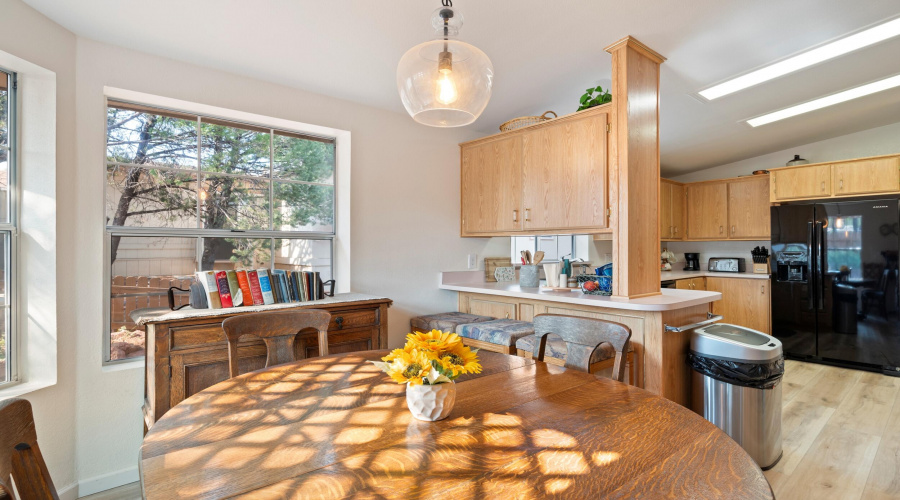 In Kitchen Dining