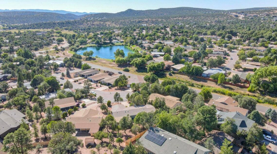 Woodland Meadows Lake