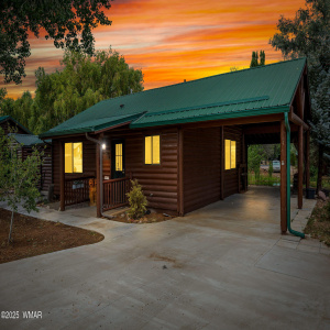 CABIN SWEET CABIN