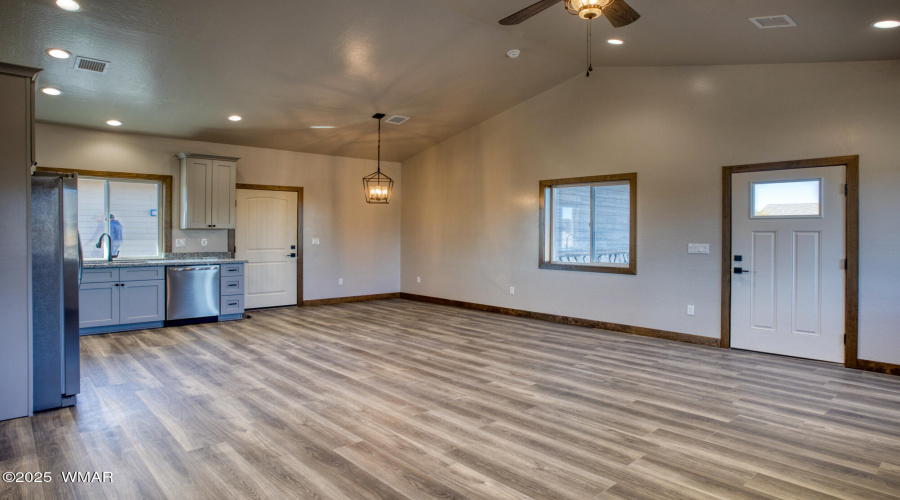 Corner Dining Area