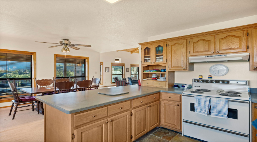 28-web-or-mls-TimberCreekImagery-35