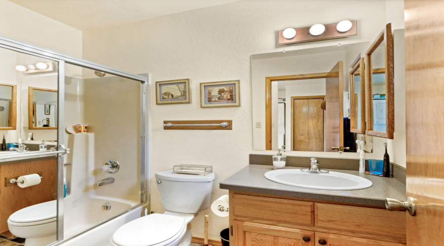29-web-or-mls-TimberCreekImagery-36