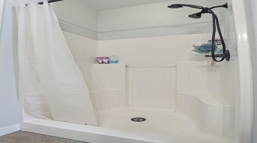 Master Bathroom Walk in Shower