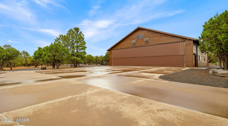 2344HellcatCir-Overgaard-AZ-31