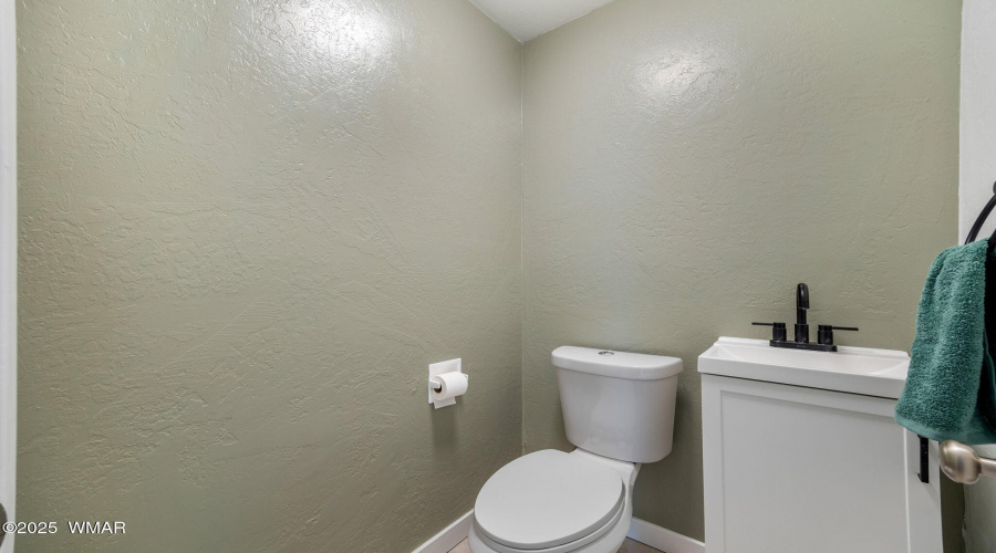 1/2 Bath Downstairs