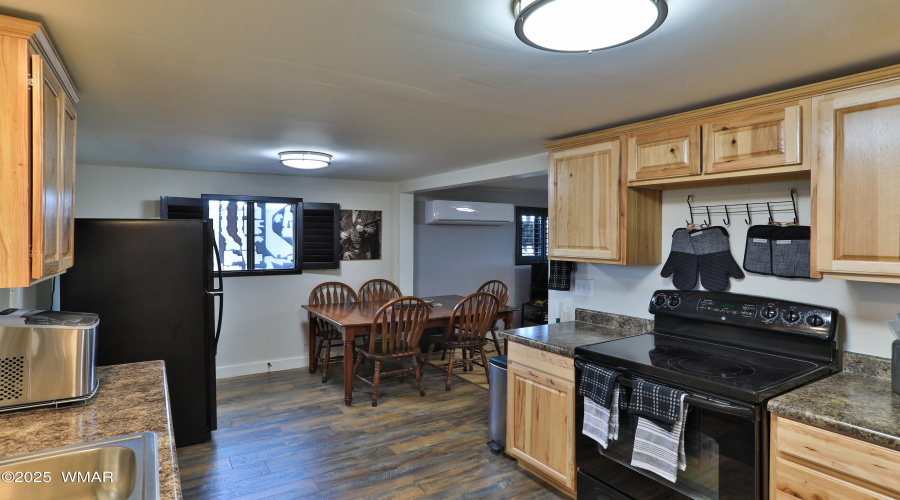 KItchen and dining room