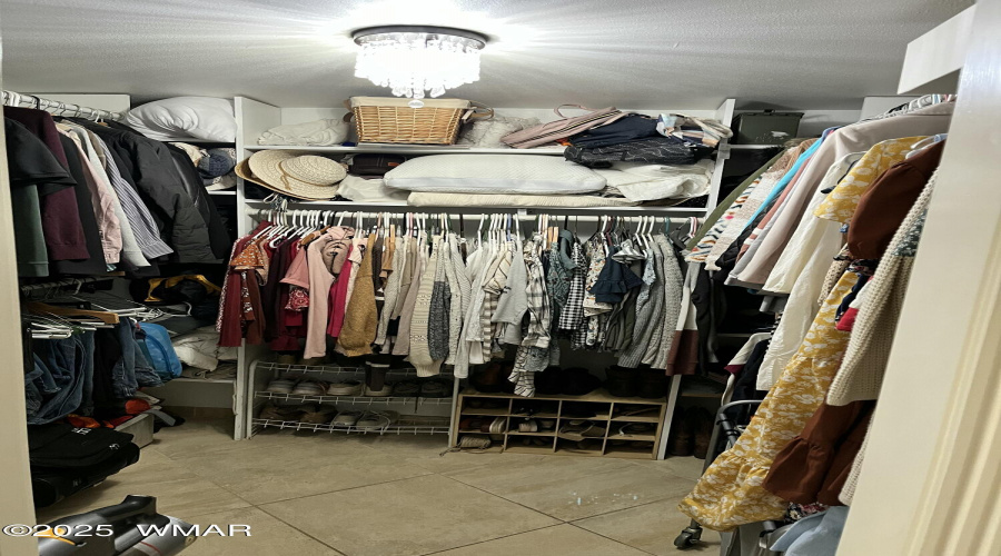 Walk-in closet