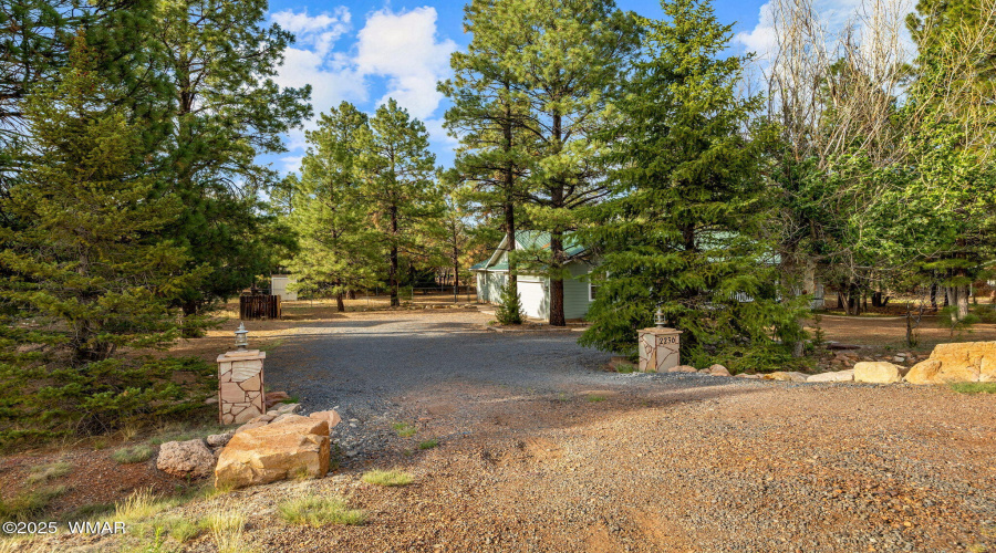 2236CrossCountryRd-HeberOvergaard-AZ-2
