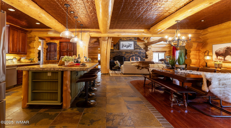 Island & Dining