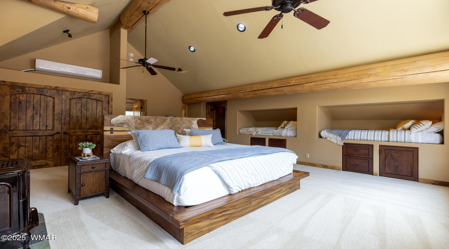 Guest Suite Bedroom